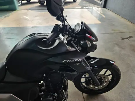 YAMAHA FZ 25 250 Fazer Flex , Foto 2