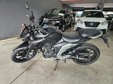 YAMAHA FZ 25 250 Fazer Flex , Foto 5