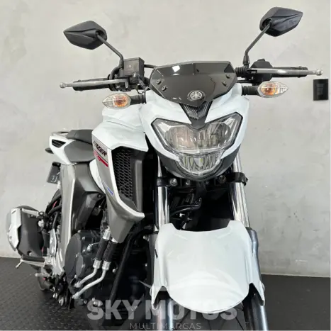 YAMAHA FZ 25 250 Fazer Flex , Foto 4