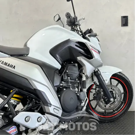 YAMAHA FZ 25 250 Fazer Flex , Foto 9