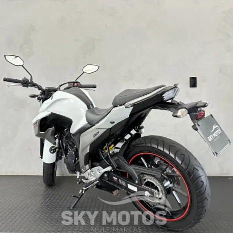 YAMAHA FZ 25 250 Fazer Flex , Foto 16