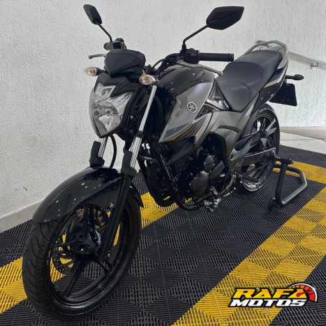 YAMAHA FZ 25 250 Fazer Flex , Foto 3