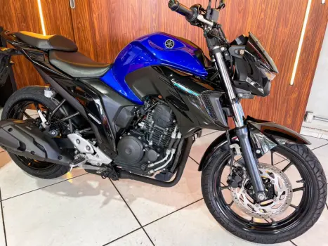 YAMAHA FZ 25 250 Fazer Flex , Foto 3