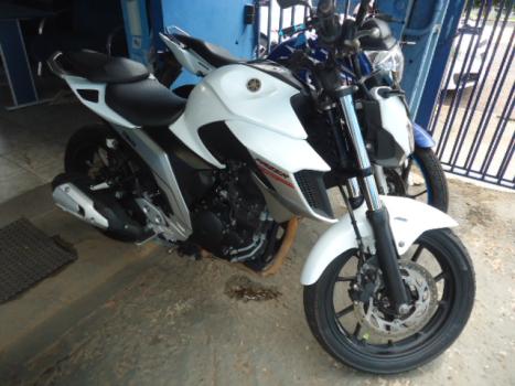 YAMAHA FZ 25 250 Fazer Flex , Foto 1