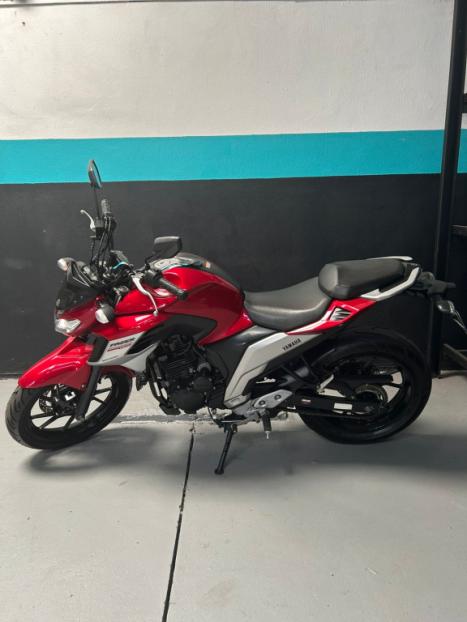 YAMAHA FZ 25 250 Fazer Flex , Foto 1