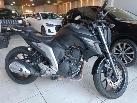 YAMAHA FZ 25 250 Fazer Flex , Foto 4