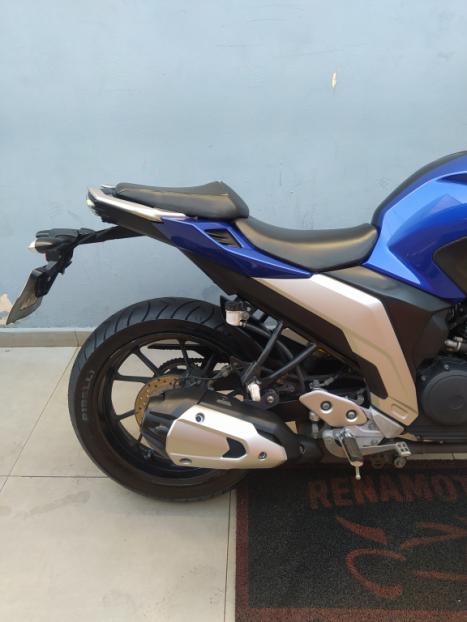 YAMAHA FZ 25 250 Fazer Flex , Foto 4