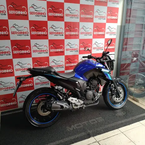 YAMAHA FZ 25 250 Fazer Flex , Foto 2