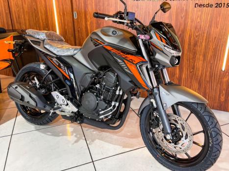 YAMAHA FZ 25 250 Fazer Flex , Foto 3