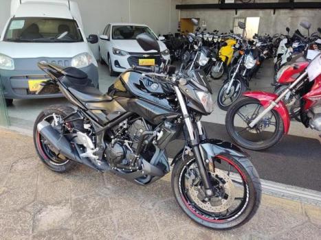 YAMAHA MT-03 300 , Foto 9