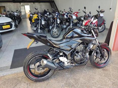 YAMAHA MT-03 300 , Foto 10