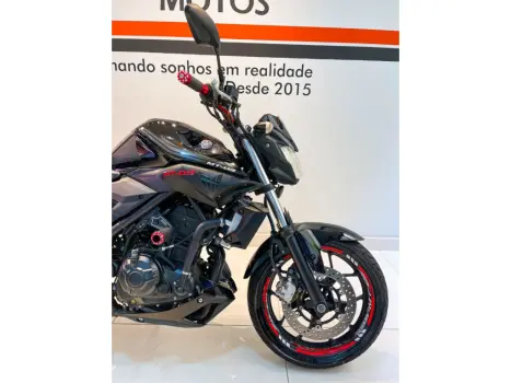 YAMAHA MT-03 300 , Foto 2