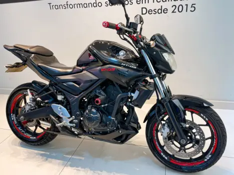 YAMAHA MT-03 300 , Foto 3