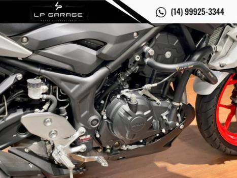 YAMAHA MT-03 300 ABS, Foto 5