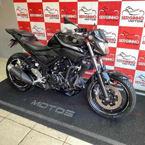 YAMAHA MT-03 300 ABS, Foto 3