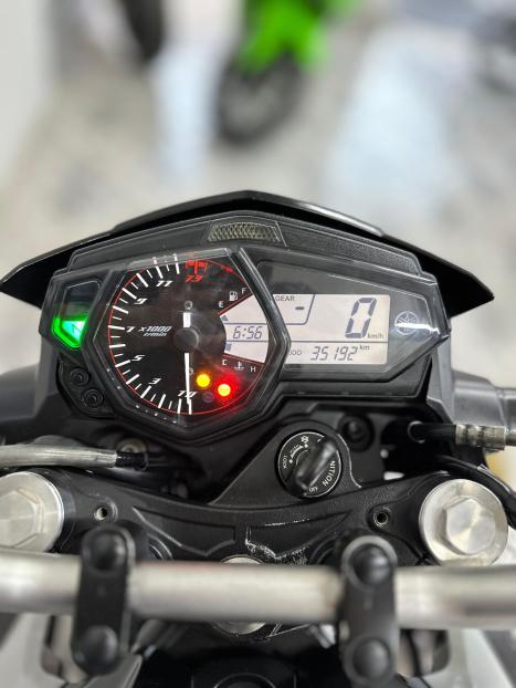 YAMAHA MT-03 300 ABS, Foto 5