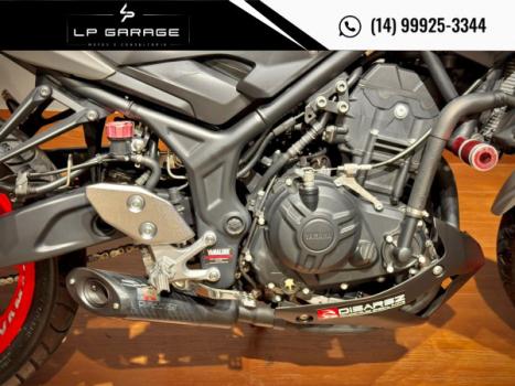 YAMAHA MT-03 300 ABS, Foto 8