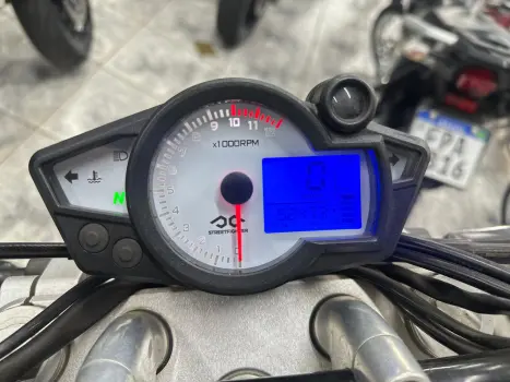 YAMAHA MT-03 300 ABS, Foto 6