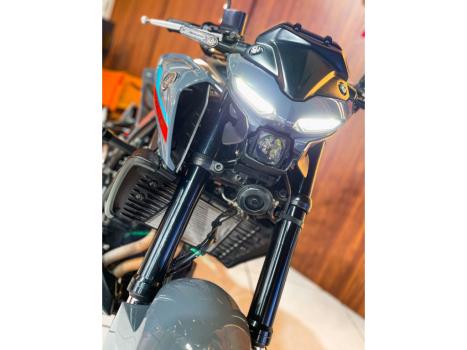 YAMAHA MT-03 300 ABS, Foto 8