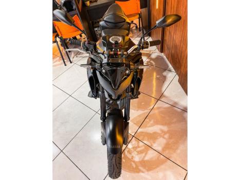 YAMAHA MT-03 300 ABS, Foto 4