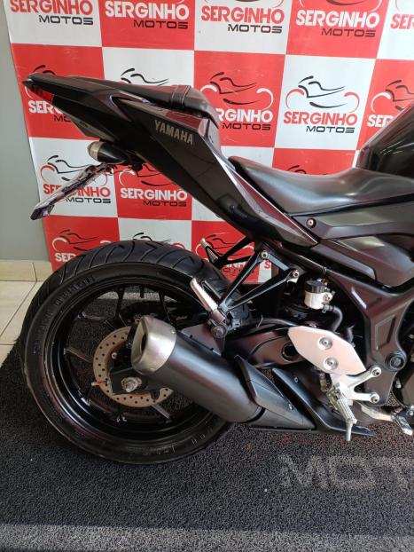 YAMAHA MT-03 300 ABS, Foto 5