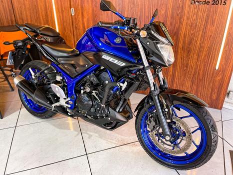 YAMAHA MT-03 300 ABS, Foto 3