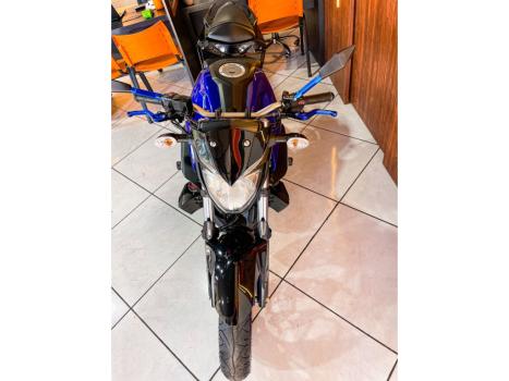 YAMAHA MT-03 300 ABS, Foto 4