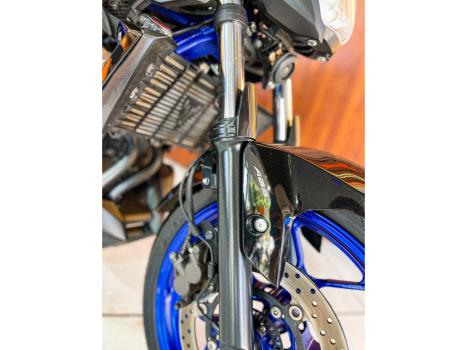 YAMAHA MT-03 300 ABS, Foto 7