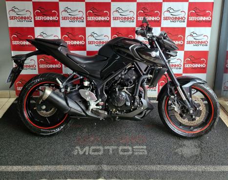 YAMAHA MT-03 300 ABS, Foto 1