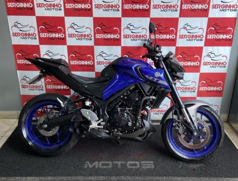 YAMAHA MT-03 300 ABS, Foto 1