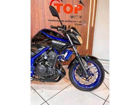 YAMAHA MT-03 300 ABS, Foto 2