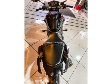 YAMAHA MT-03 300 ABS, Foto 10