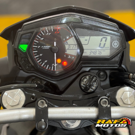 YAMAHA MT-03 300 ABS, Foto 7