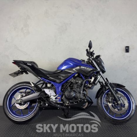 YAMAHA MT-03 300 ABS, Foto 1