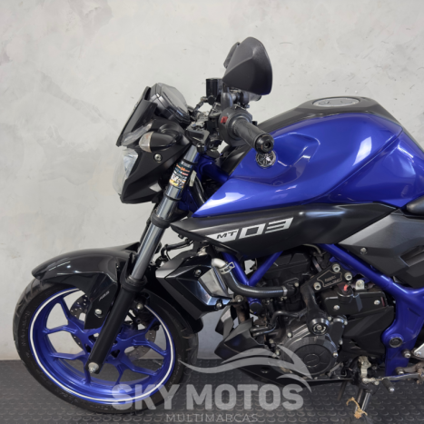 YAMAHA MT-03 300 ABS, Foto 9