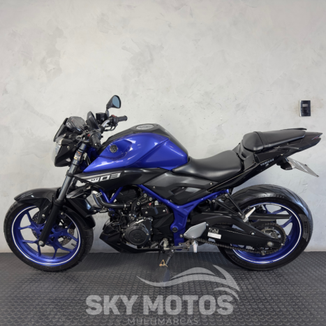YAMAHA MT-03 300 ABS, Foto 11