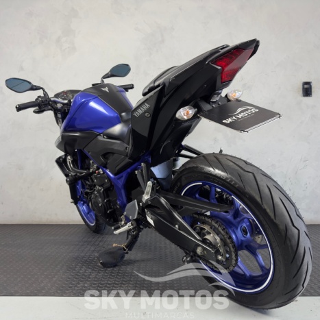 YAMAHA MT-03 300 ABS, Foto 13