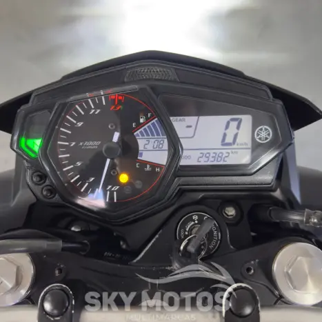 YAMAHA MT-03 300 ABS, Foto 15