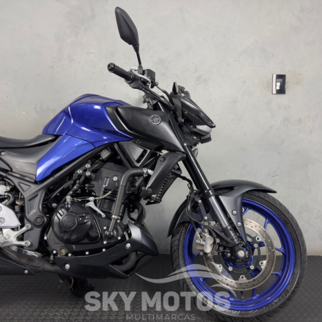 YAMAHA MT-03 300 ABS, Foto 5