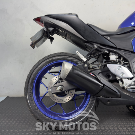 YAMAHA MT-03 300 ABS, Foto 6