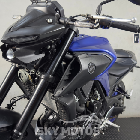 YAMAHA MT-03 300 ABS, Foto 19