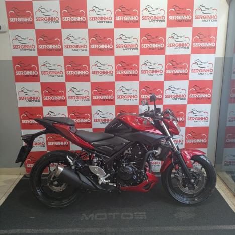 YAMAHA MT-03 300 ABS, Foto 1