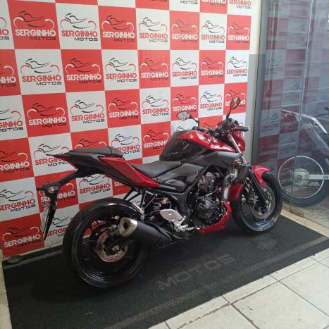 YAMAHA MT-03 300 ABS, Foto 4