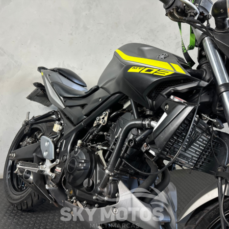 YAMAHA MT-03 300 ABS, Foto 19