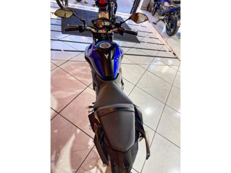 YAMAHA MT-03 300 ABS, Foto 6