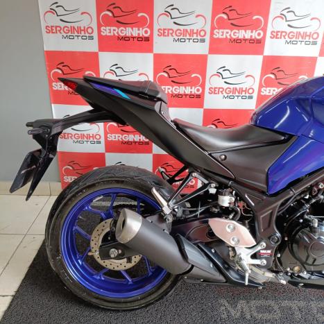 YAMAHA MT-03 300 ABS, Foto 3