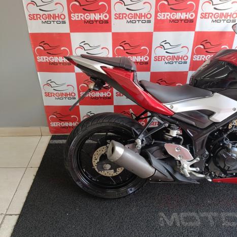 YAMAHA MT-03 300 ABS, Foto 4