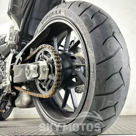 YAMAHA MT-07 700 , Foto 18