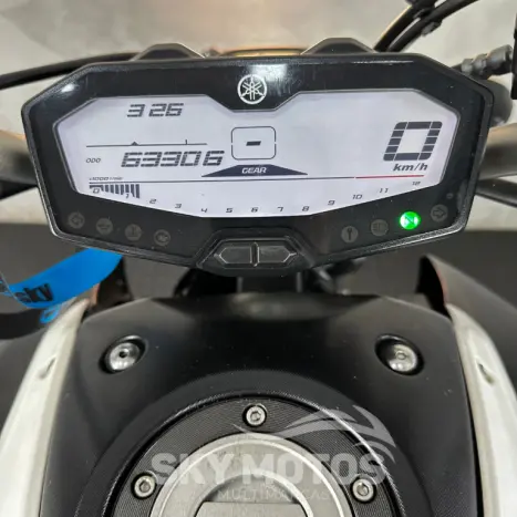 YAMAHA MT-07 700 , Foto 19