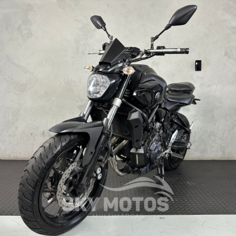 YAMAHA MT-07 700 , Foto 14